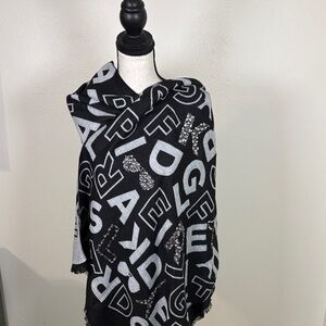 Authentic Karl Lagerfeld Black & Gray reversible shawl